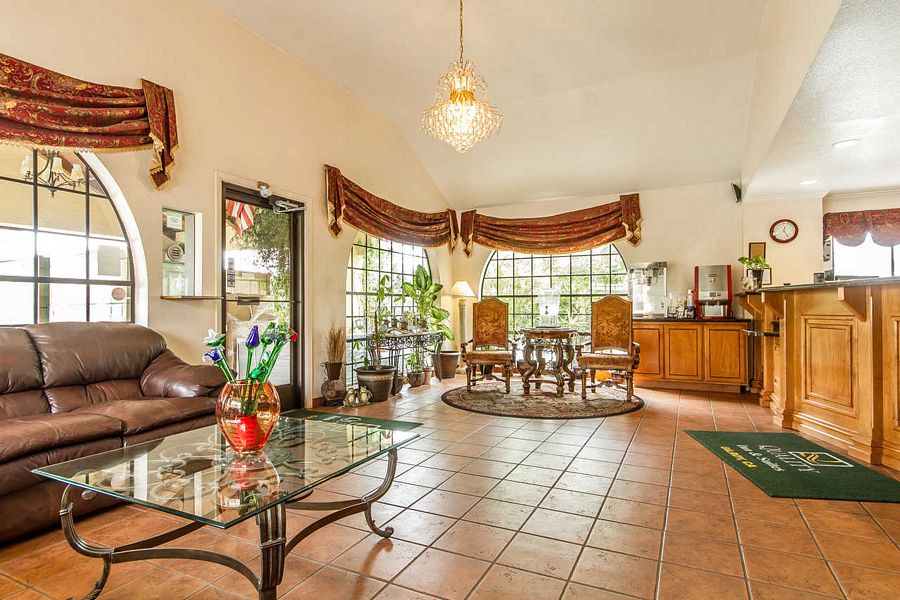 Quality Inn & Suites Gilroy CA Hotel Hotels near Garlic Festival